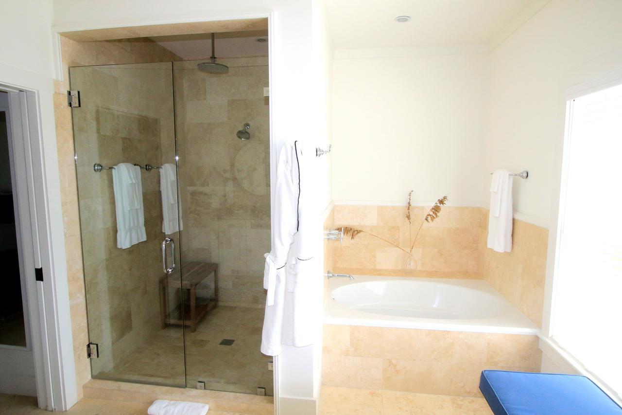The Sandpiper Inn Crossing Rocks المظهر الخارجي الصورة